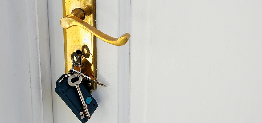 Broken Door Key Extraction in Olivehurst, CA
